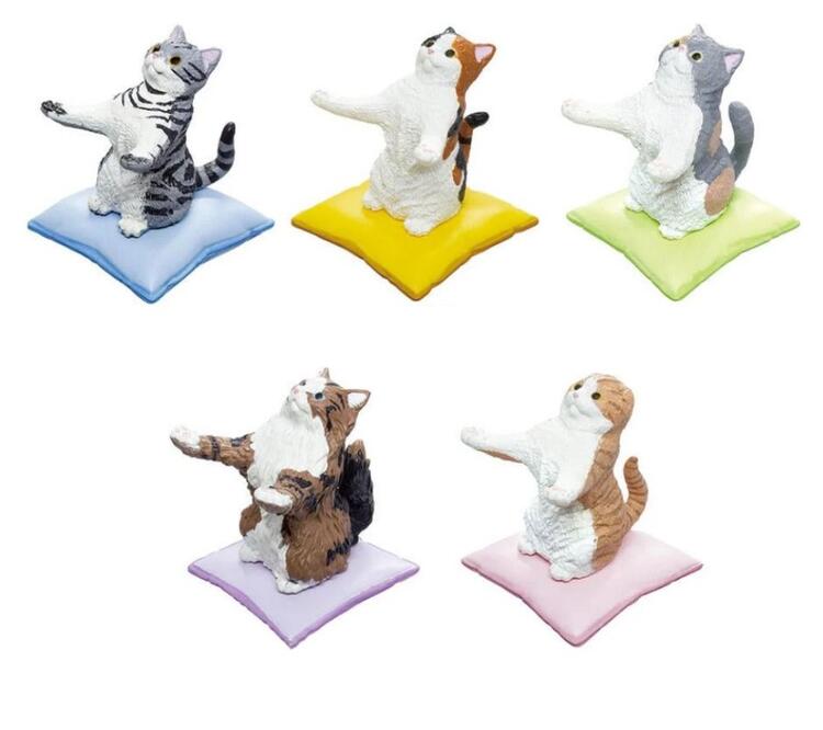 Pen Holding Right Away Cat Blind Box (new)
